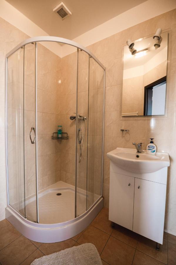 Motel Ard Sarovce Екстер'єр фото